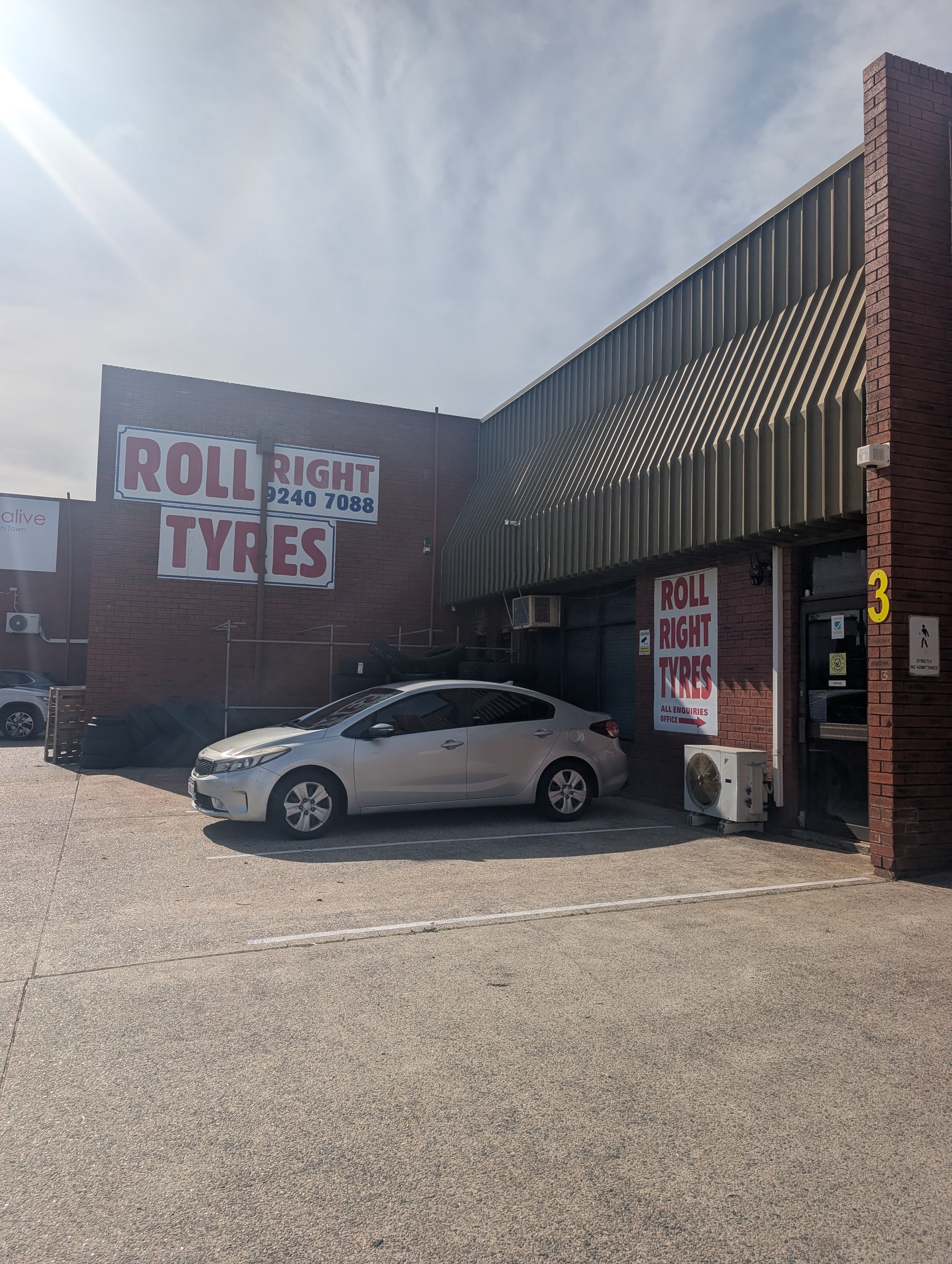 ROLL RIGHT TYRES Balcatta