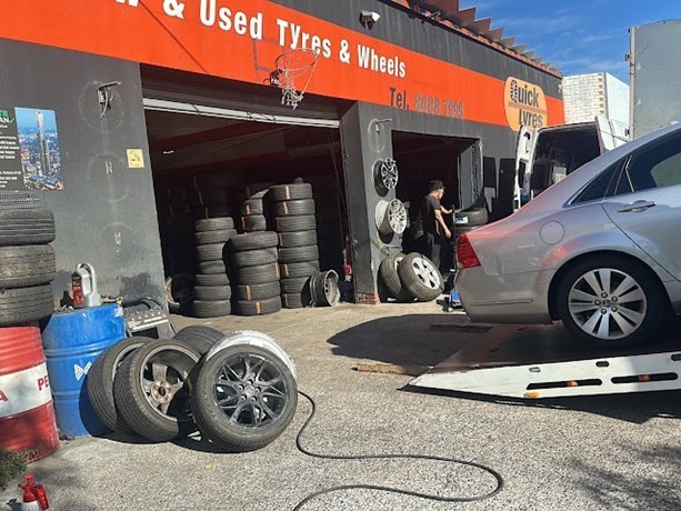 Quick Tyres
