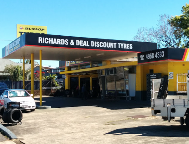Richards & Deal Discount Tyres